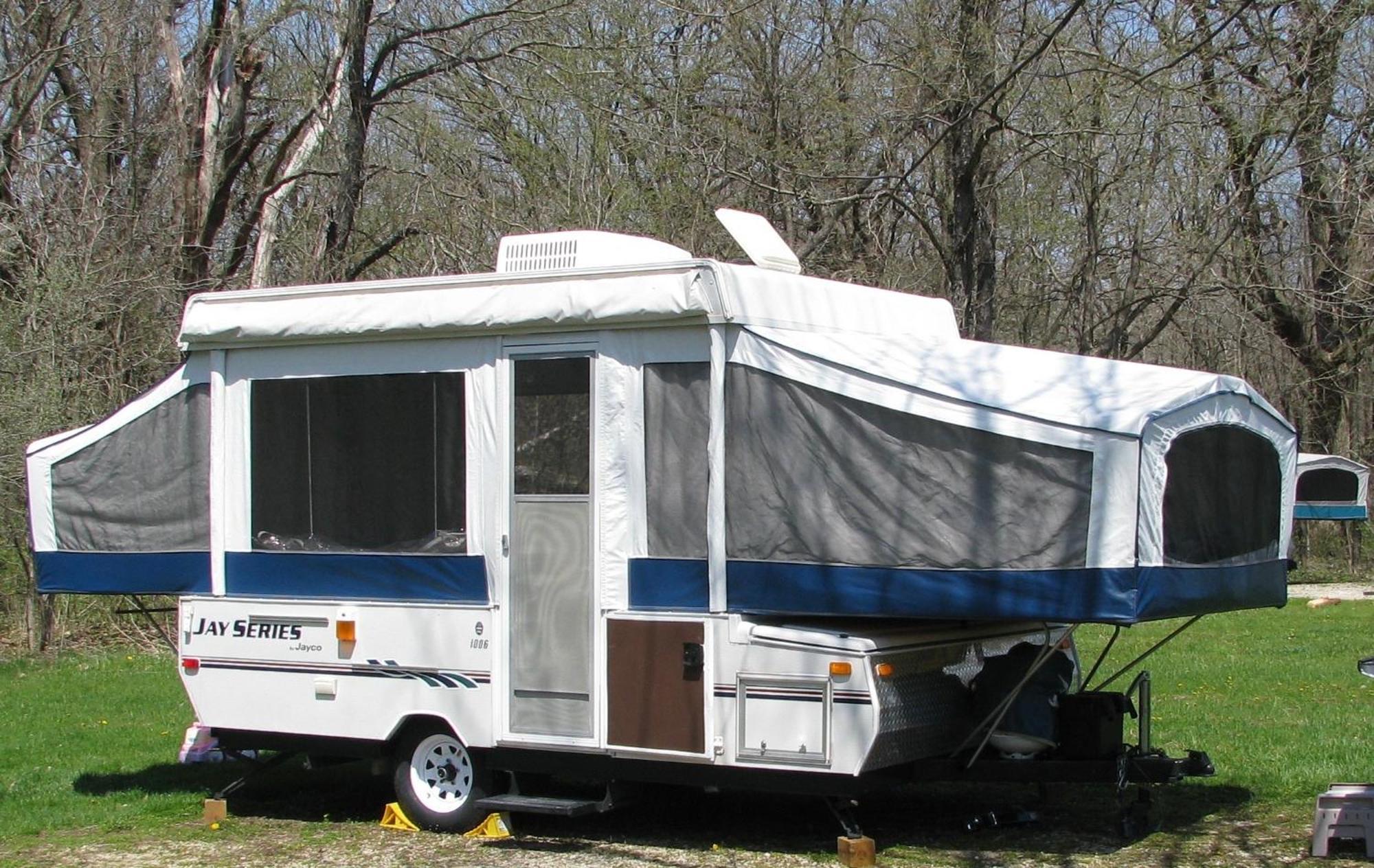 Private Rv Hotel Hartford Bagian luar foto
